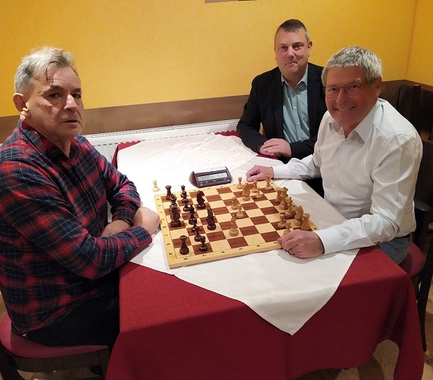 Schach: 100 berühmte Königszüge – Bernd Grill